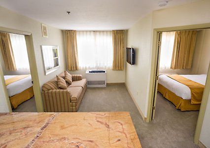 Comfort Suites Seven Mile Beach Grand Cayman
